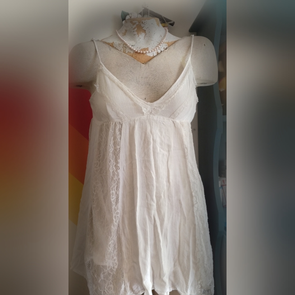 Y2K white forever 21 babydoll lace top